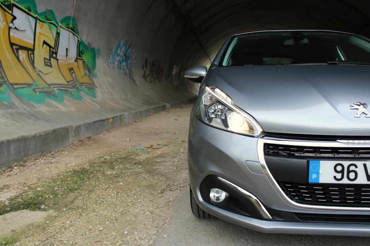 peugeot-208-1-5-bluehdi-2018-diesel-1499cc