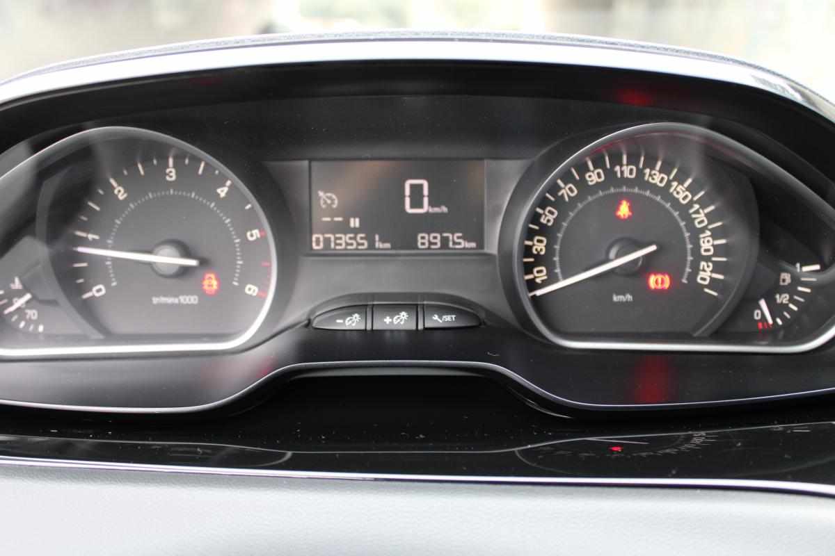 peugeot-208-1-5-bluehdi-2018-diesel-1499cc