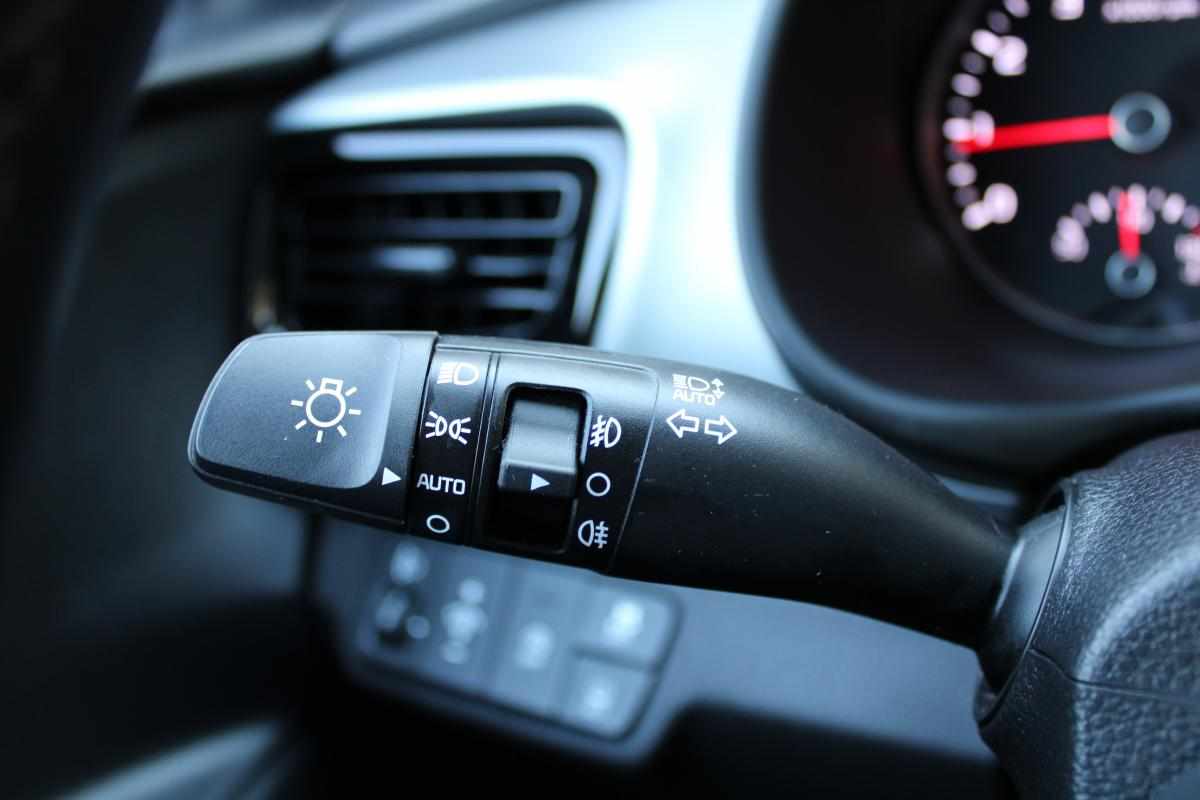 kia-stonic-1-0-t-gdi-2024-gasolina-998cc