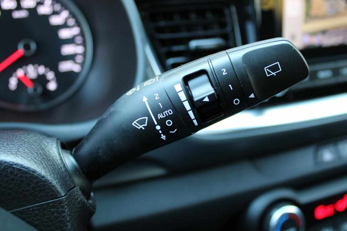 kia-stonic-1-0-t-gdi-2024-gasolina-998cc