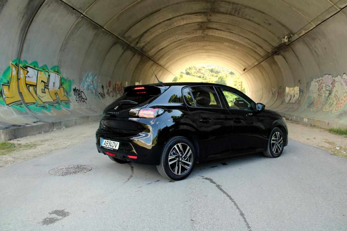 peugeot-208-1-2-puretech-2020-gasolina-1199cc
