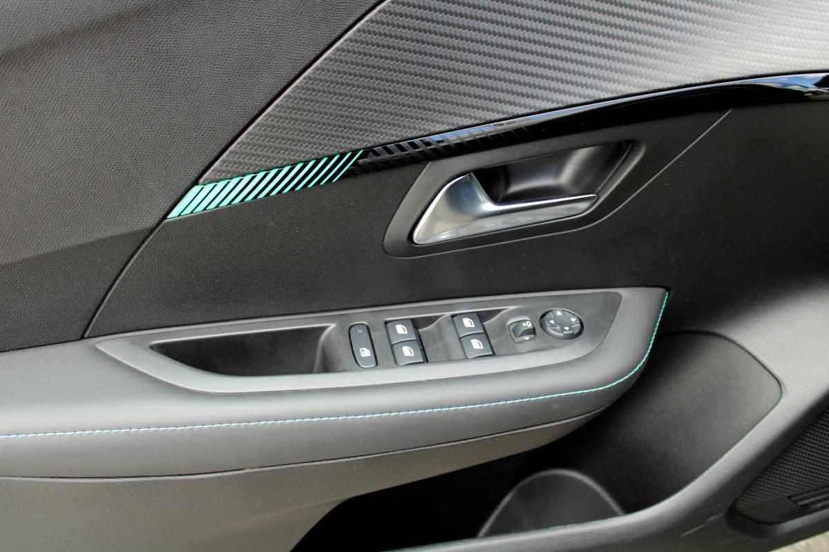 peugeot-208-1-2-puretech-2020-gasolina-1199cc