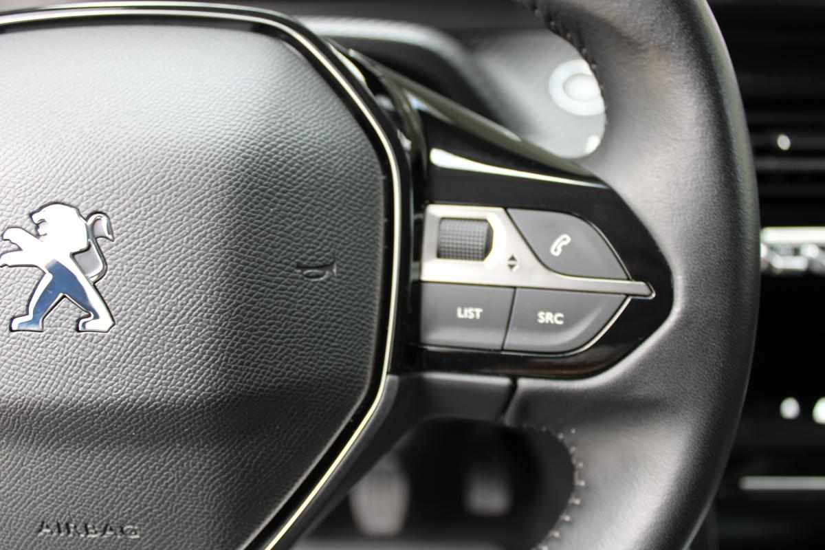 peugeot-208-1-2-puretech-2020-gasolina-1199cc