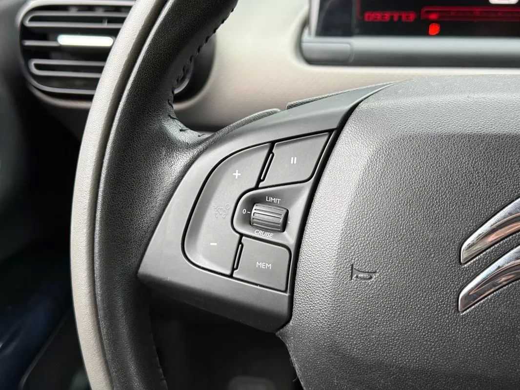 citroen-c4-cactus-2016-diesel-1560cc