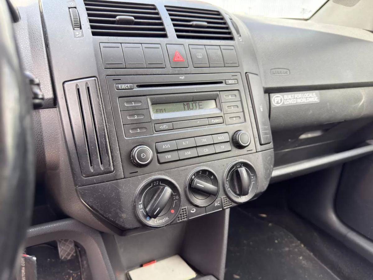 volkswagen-polo-2006-diesel-1422cc