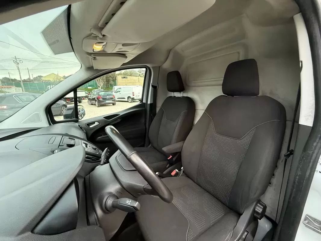 ford-transit-courier-2019-diesel-1499cc
