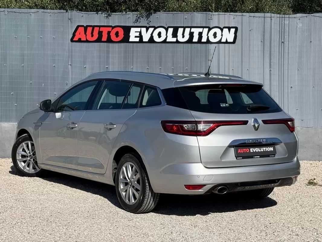 renault-megane-sport-tourer-2018-gasolina-1197cc