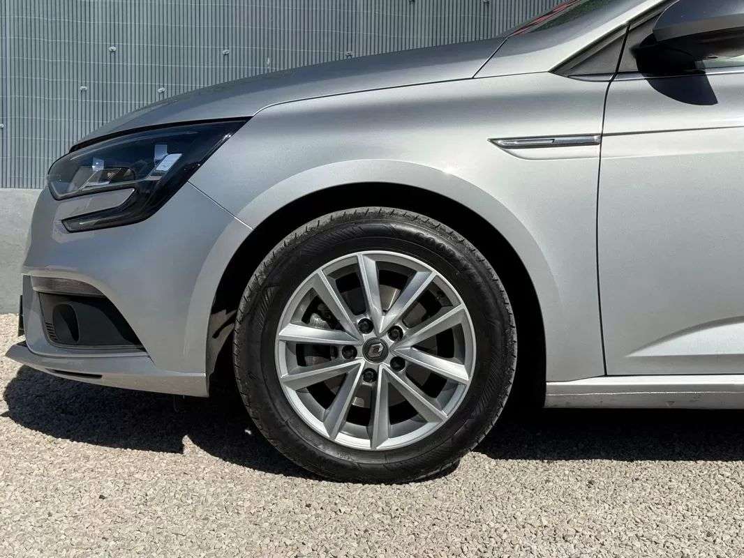 renault-megane-sport-tourer-2018-gasolina-1197cc