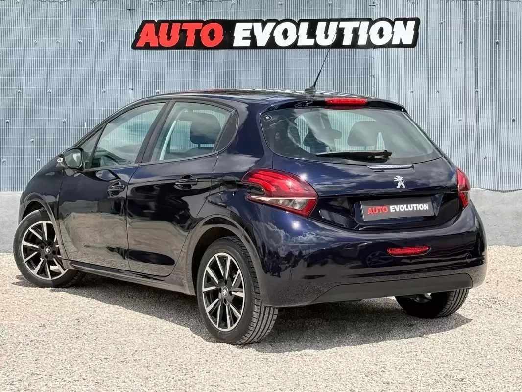 peugeot-208-2015-diesel-1560cc