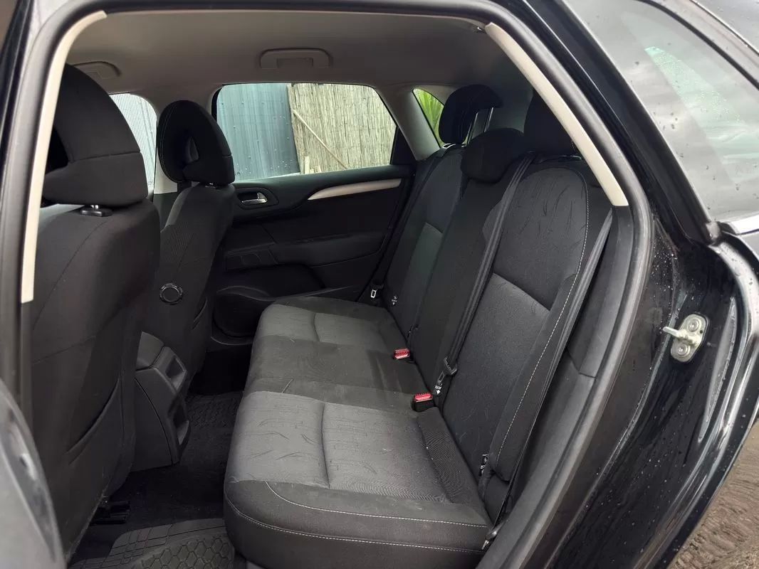 citroen-c4-2011-diesel-1560cc