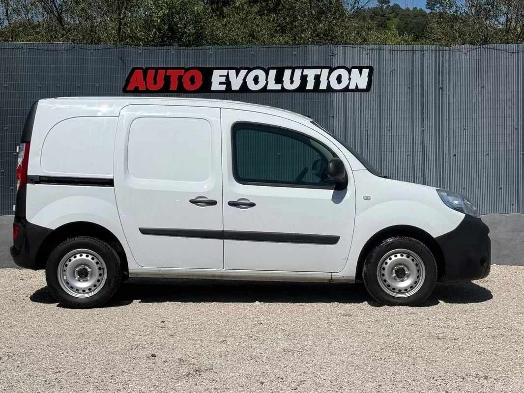 renault-kangoo-2019-diesel-1500cc