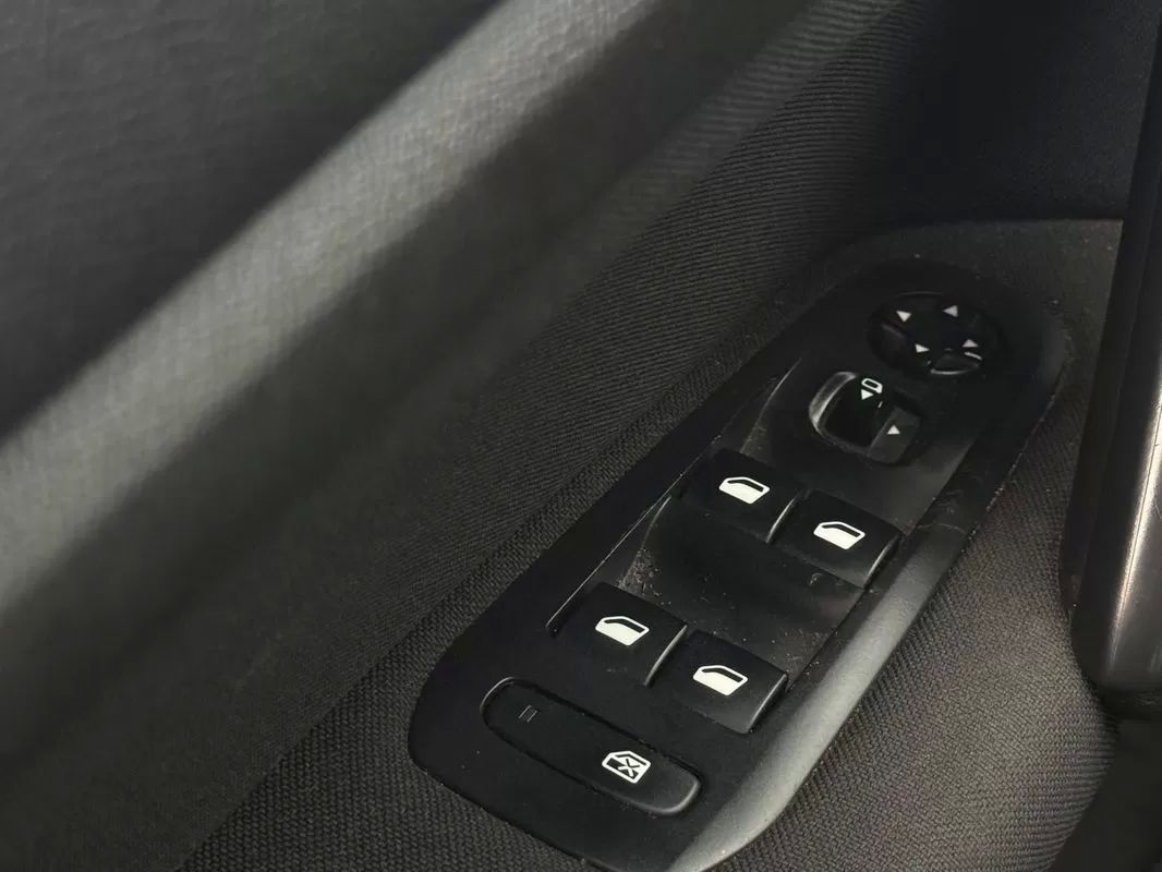 peugeot-308-sw-2014-diesel-1560cc