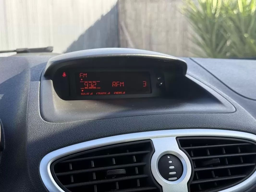renault-clio-2009-gasolina-1149cc