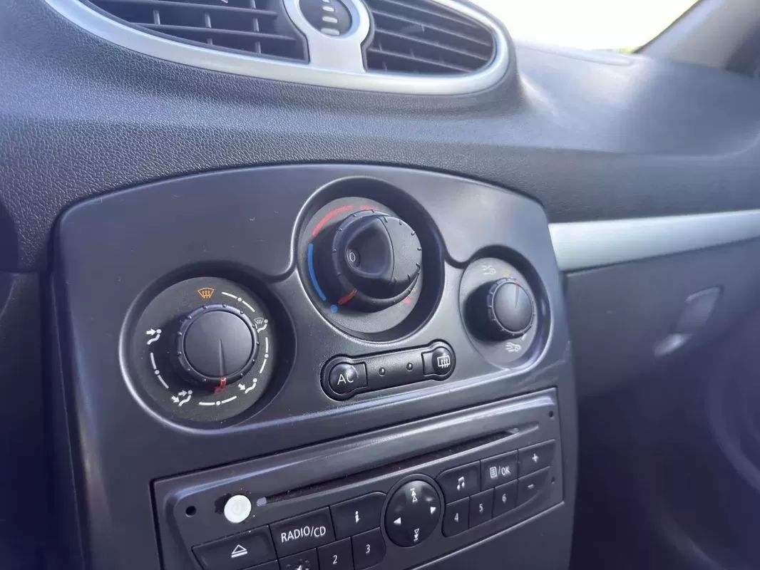 renault-clio-2009-gasolina-1149cc