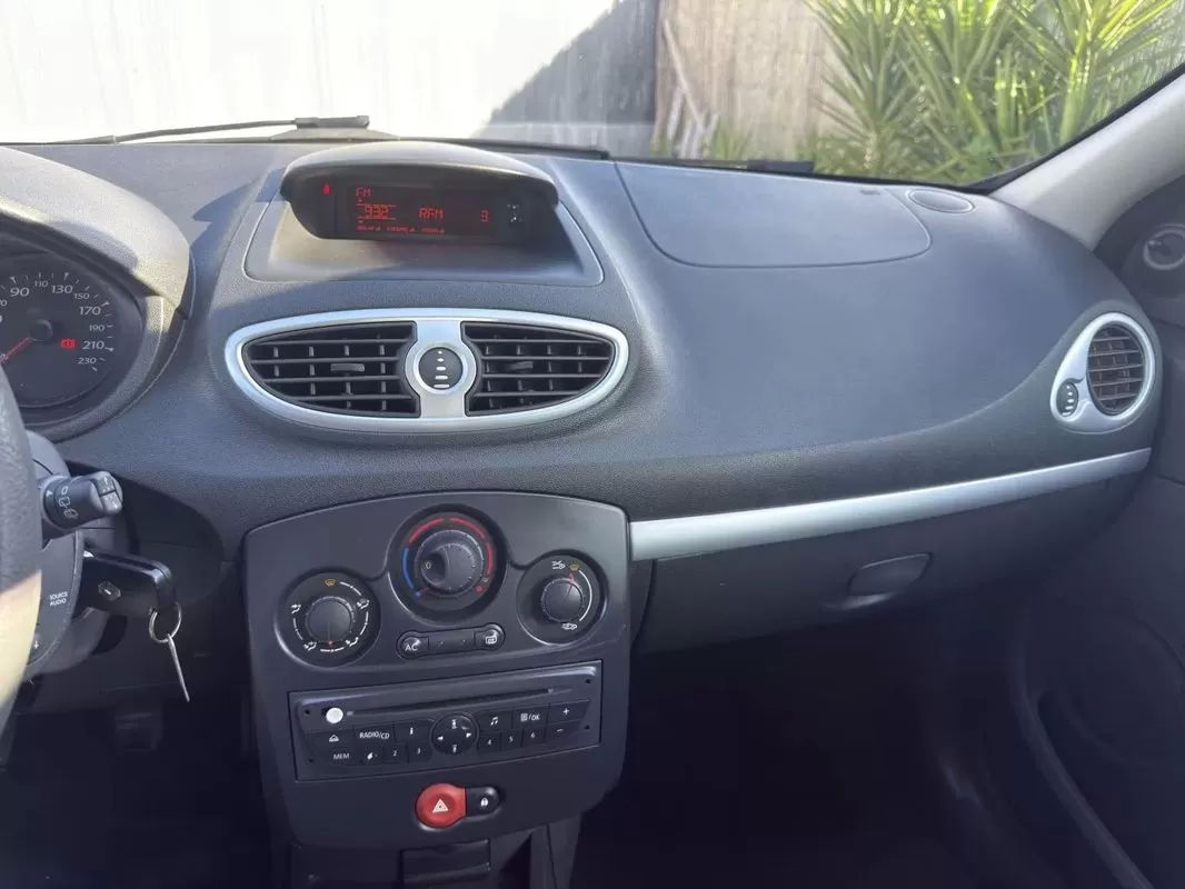 renault-clio-2009-gasolina-1149cc