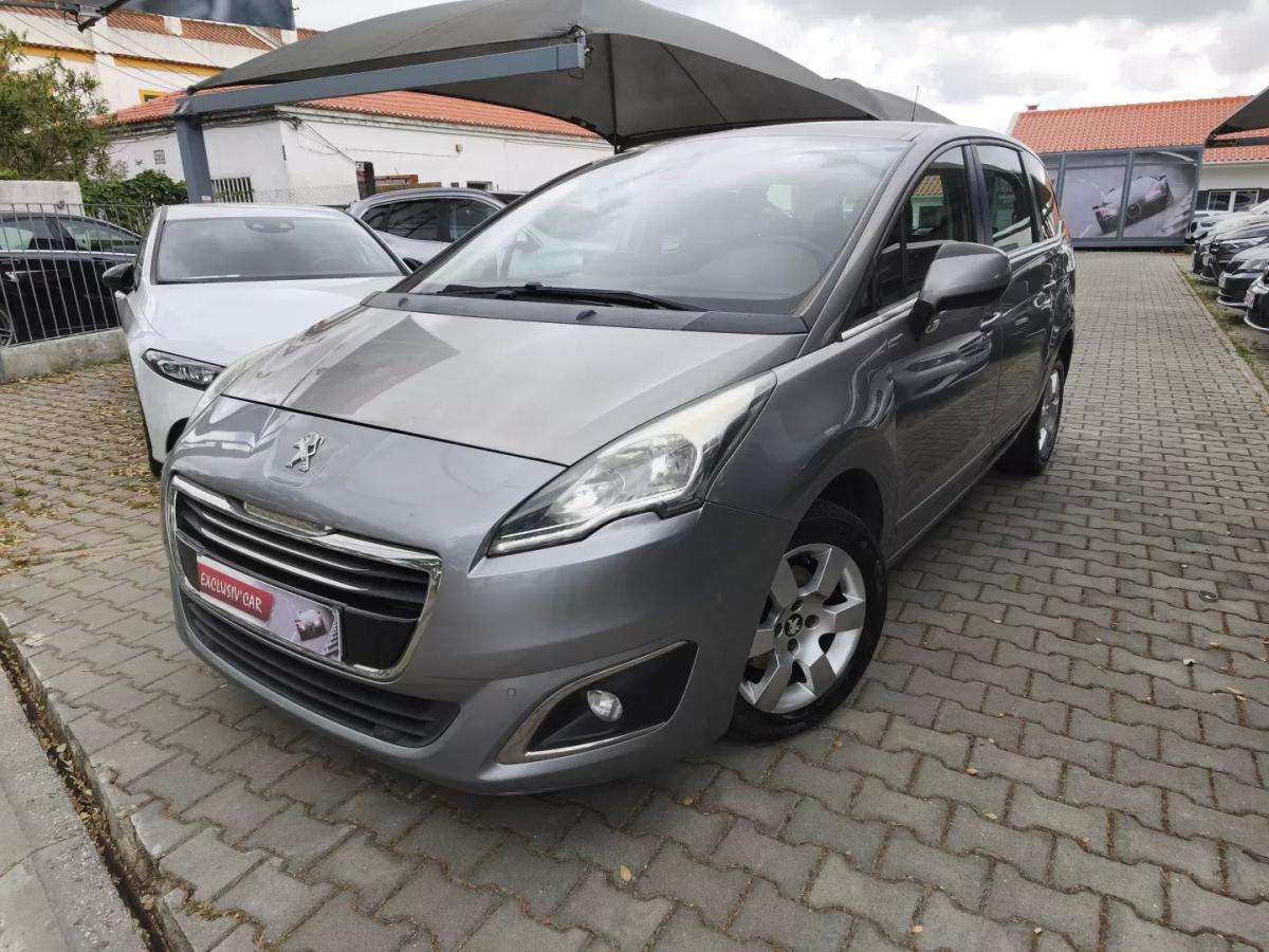 peugeot-5008-2014-diesel-1560cc