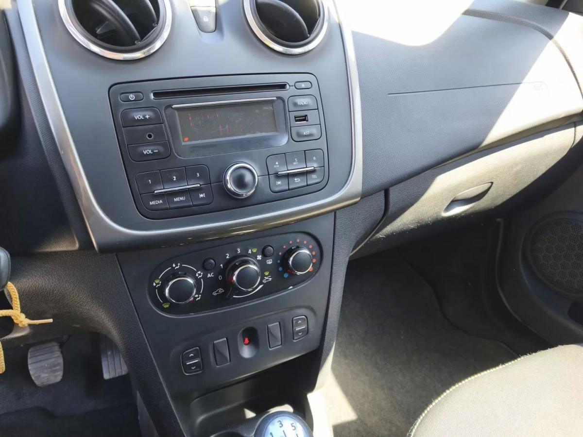 dacia-sandero-2014-gpl-1149cc