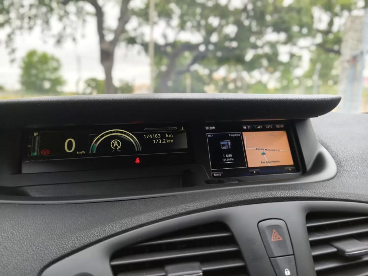 renault-scenic-2015-diesel-1461cc