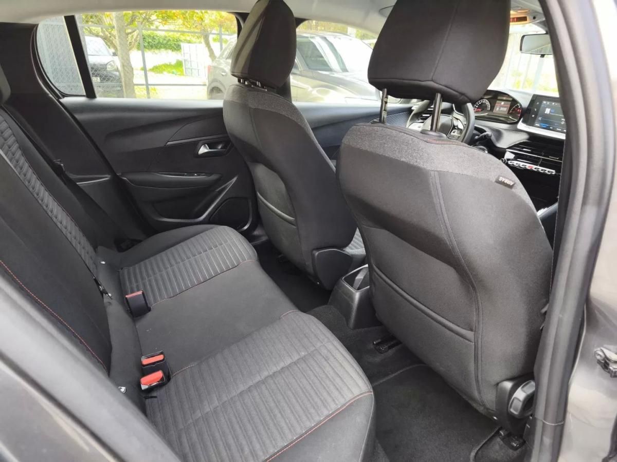 peugeot-208-2023-diesel-1499cc
