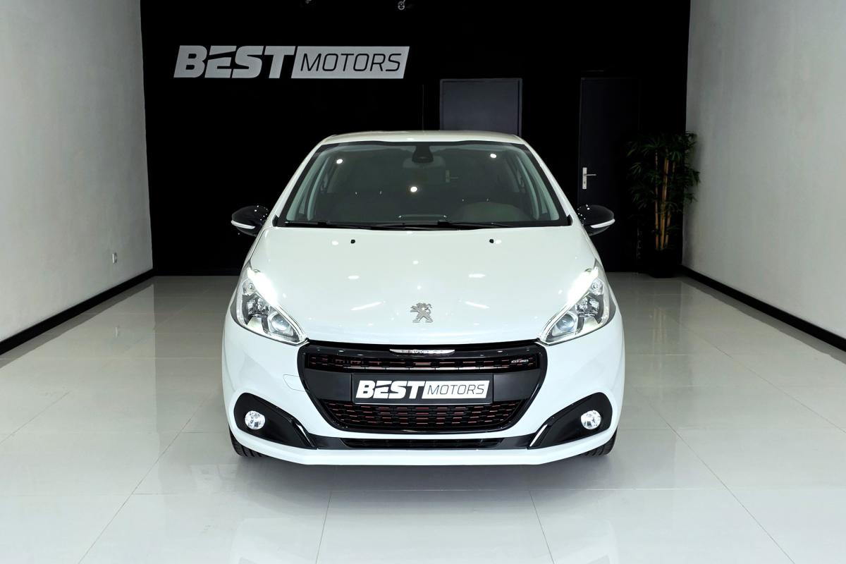 peugeot-208-2017-gasolina-1199cc