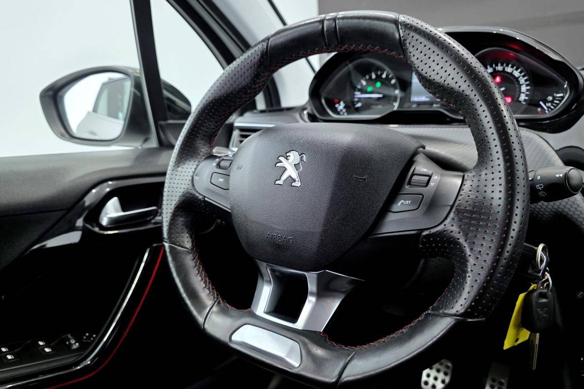peugeot-208-2017-gasolina-1199cc