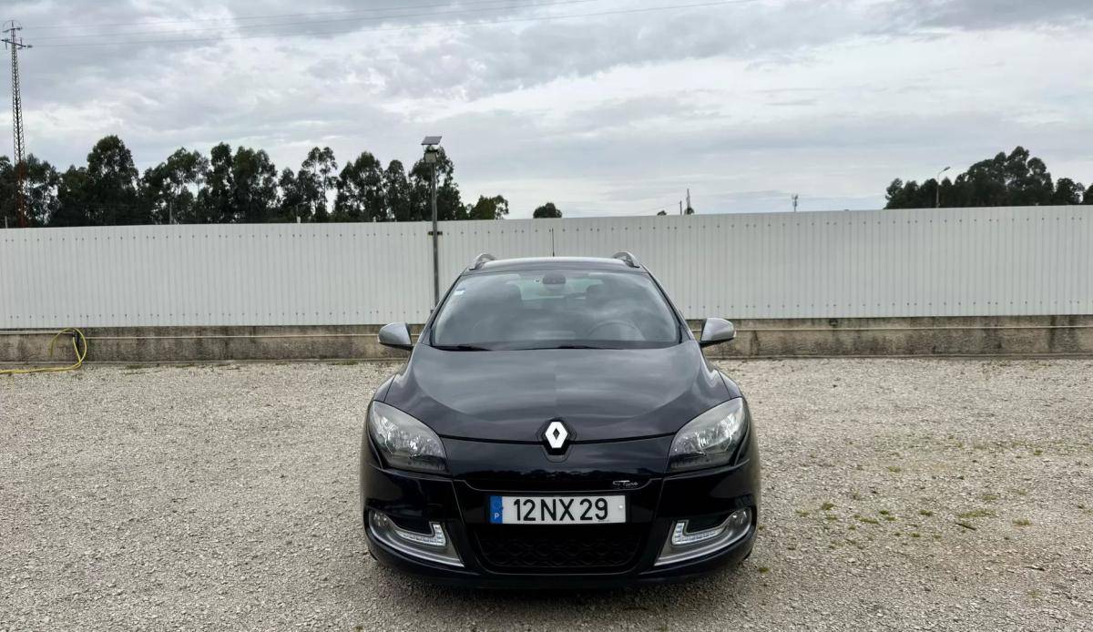 renault-megane-sport-tourer-2013-diesel-1461cc