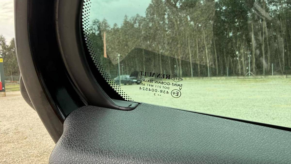 renault-megane-sport-tourer-2013-diesel-1461cc