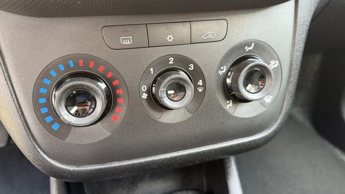 fiat-punto-2015-diesel-1248cc