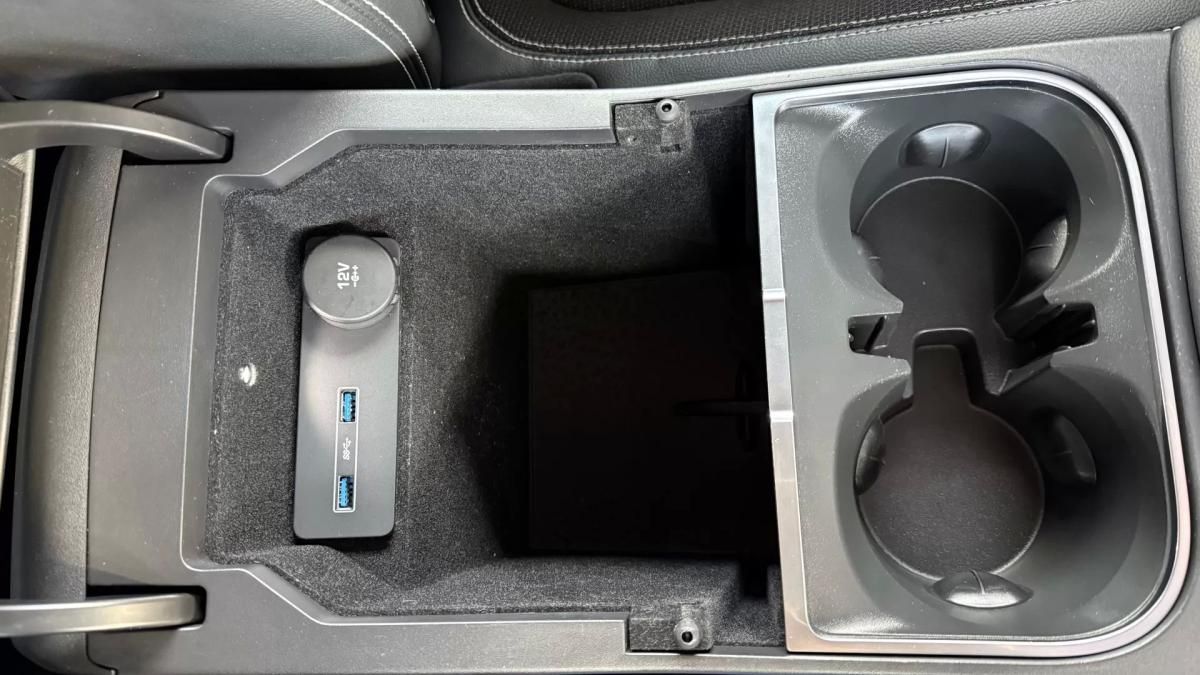 jaguar-e-pace-2019-diesel-1999cc