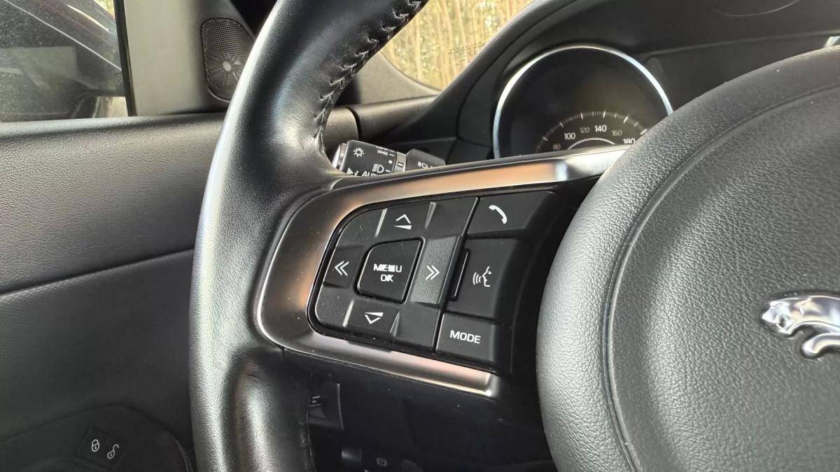 jaguar-e-pace-2019-diesel-1999cc