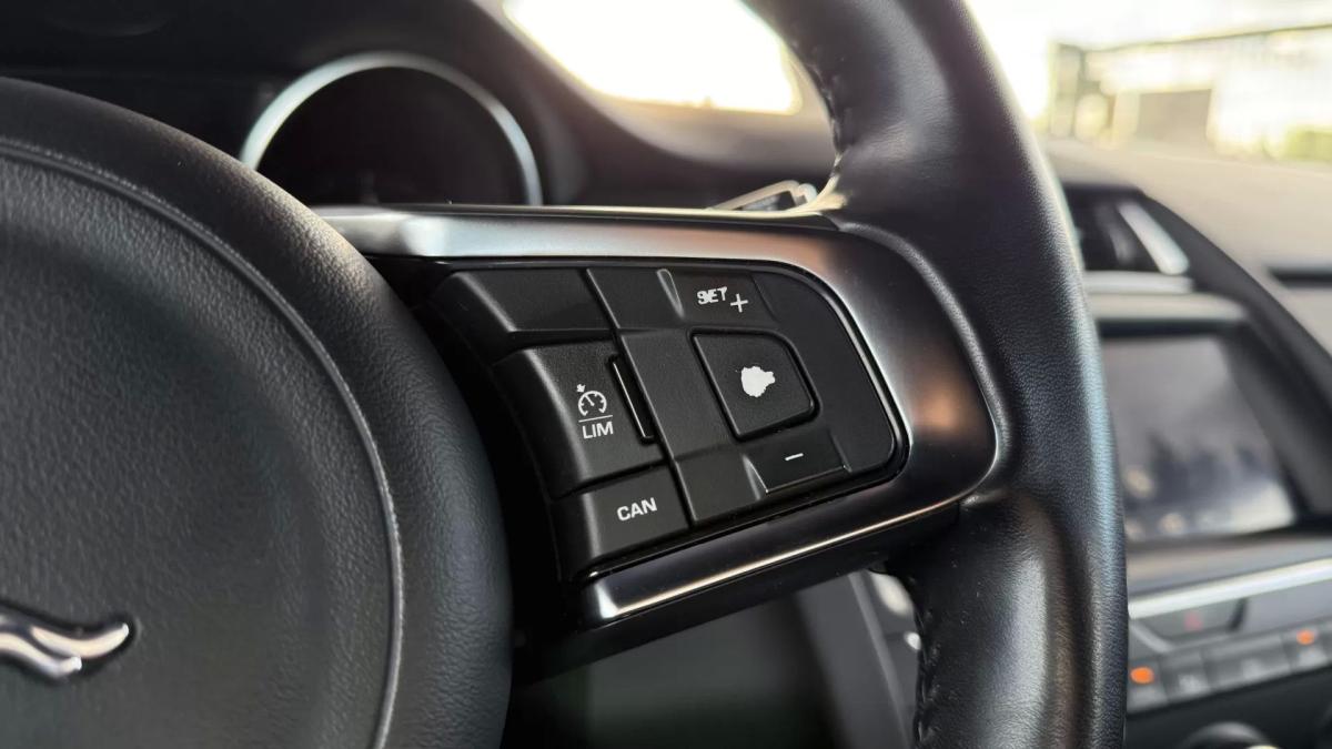 jaguar-e-pace-2019-diesel-1999cc