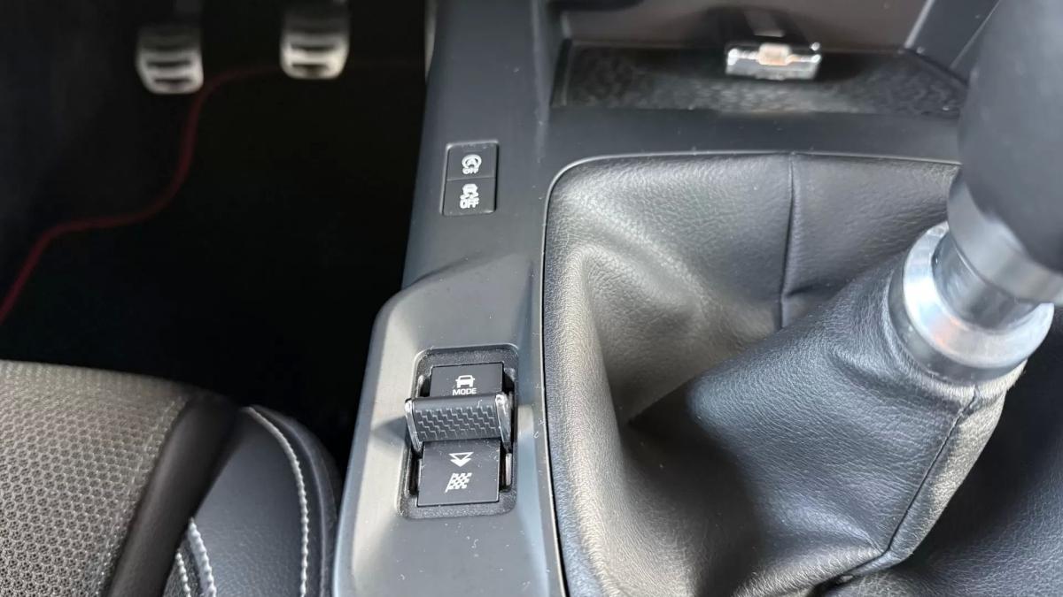 jaguar-e-pace-2019-diesel-1999cc