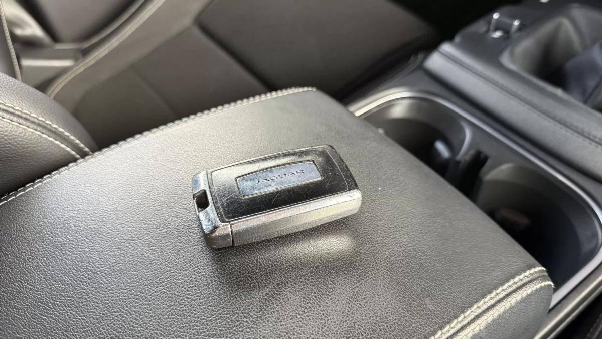 jaguar-e-pace-2019-diesel-1999cc