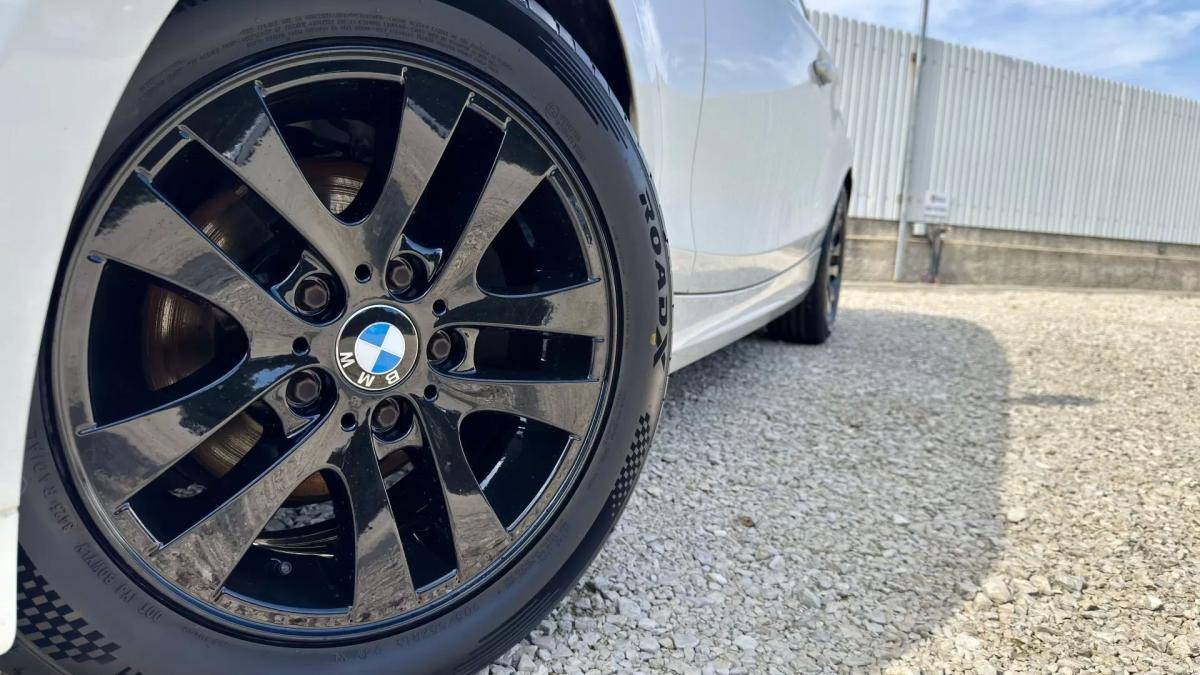 bmw-serie-1-118d-2010-diesel-1995cc