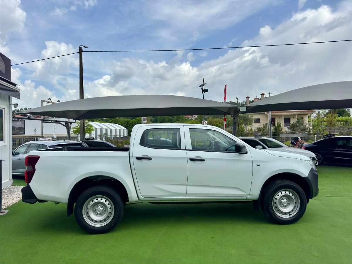 isuzu-d-max-1-9d-4wd-2025-diesel-1898cc
