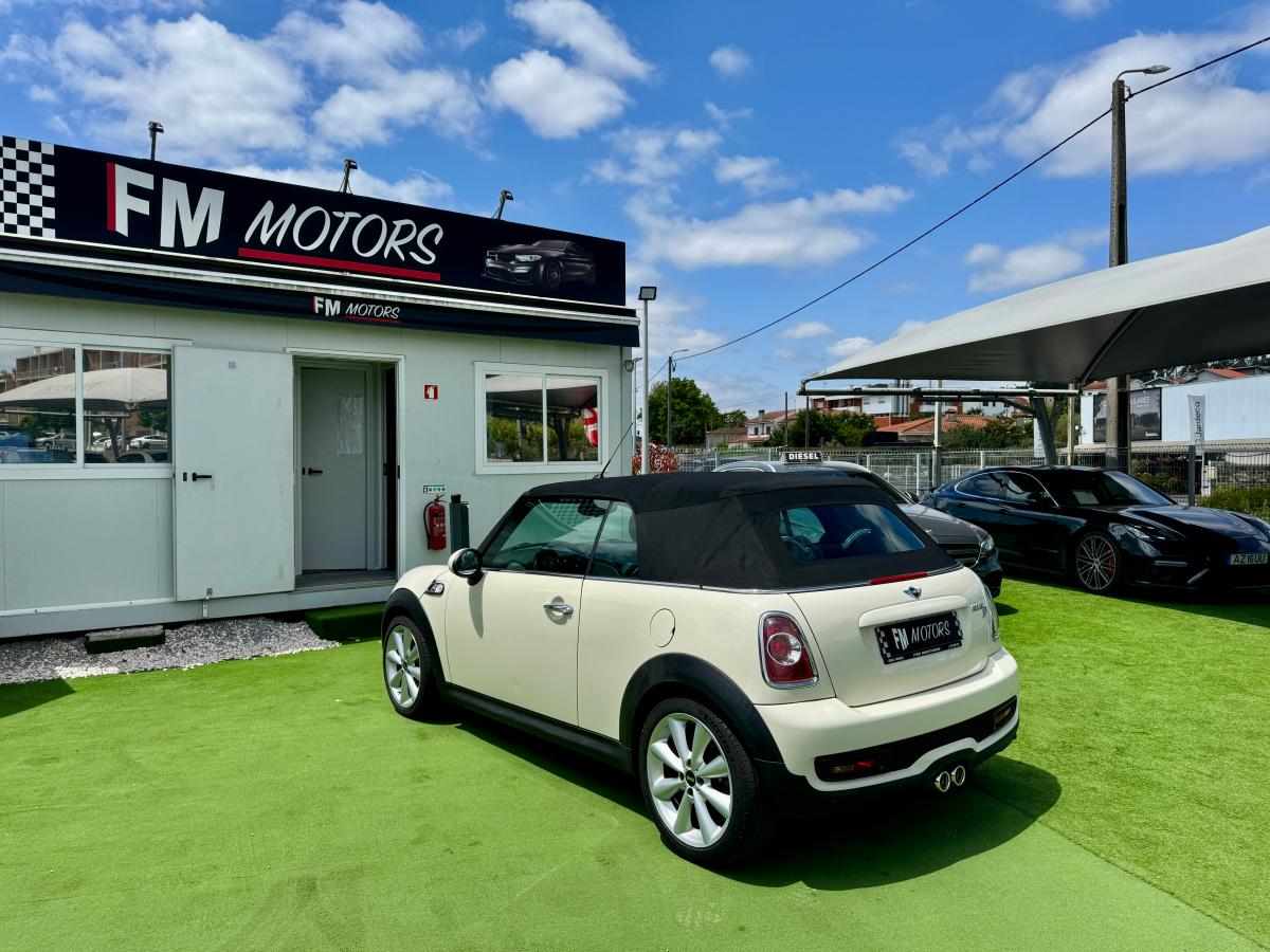 mini-cabrio-sd-2-0-2011-diesel-1995cc