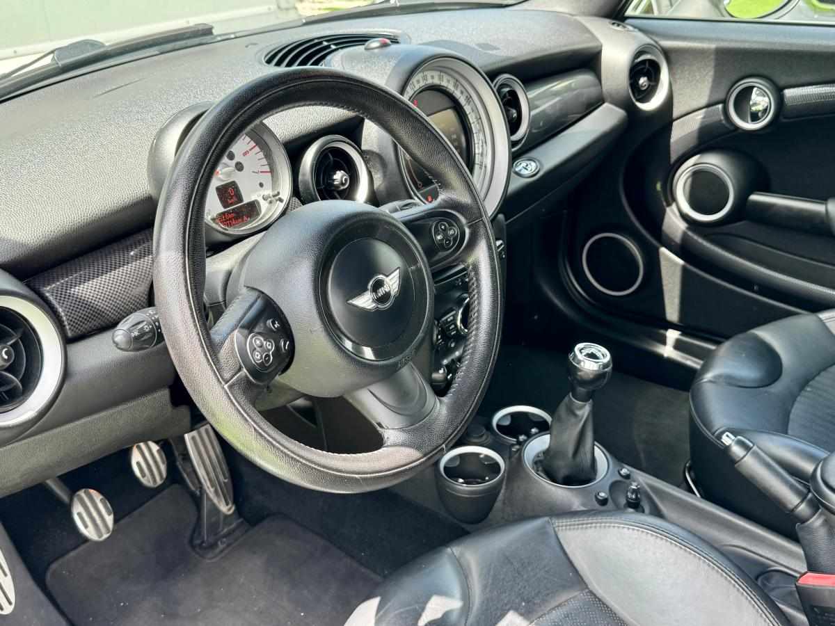 mini-cabrio-sd-2-0-2011-diesel-1995cc