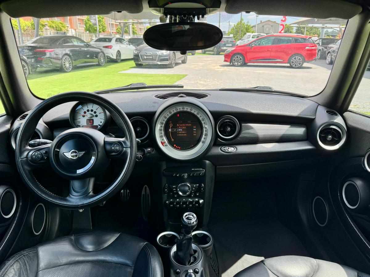 mini-cabrio-sd-2-0-2011-diesel-1995cc