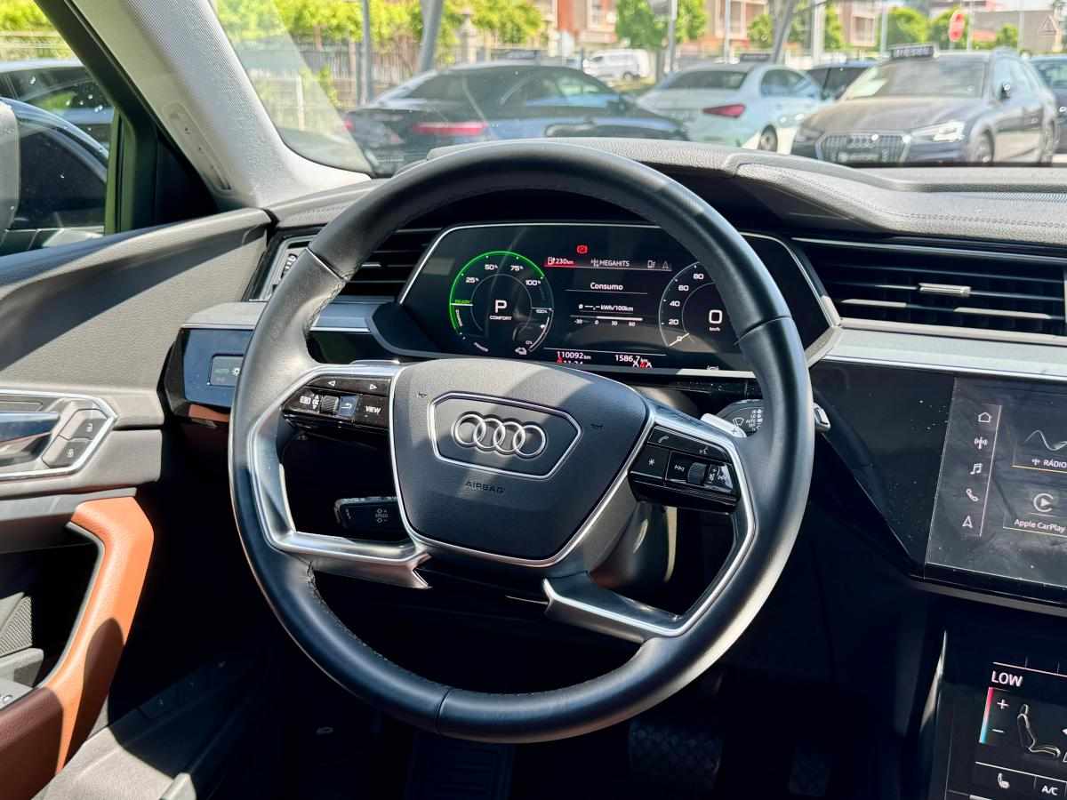 audi-e-tron-55-quattro-2022-eletrico