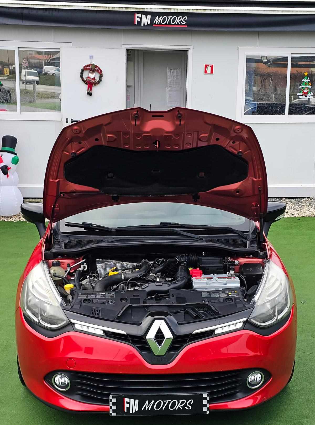 renault-clio-0-9-tce-2015-gasolina-898cc