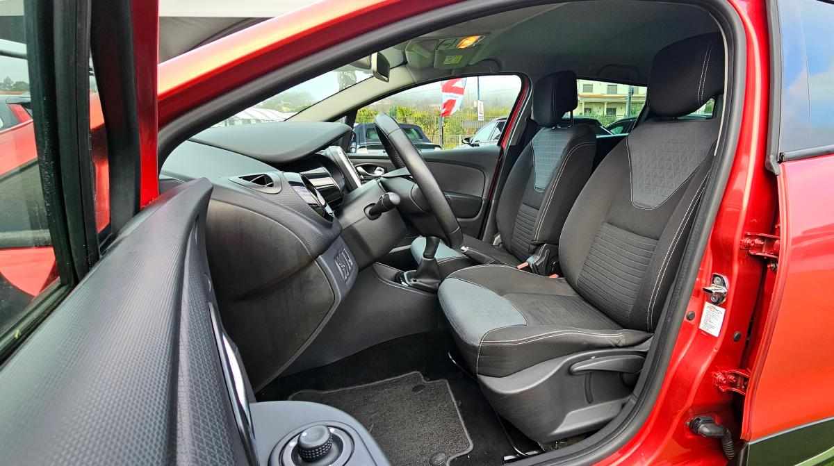 renault-clio-0-9-tce-2015-gasolina-898cc