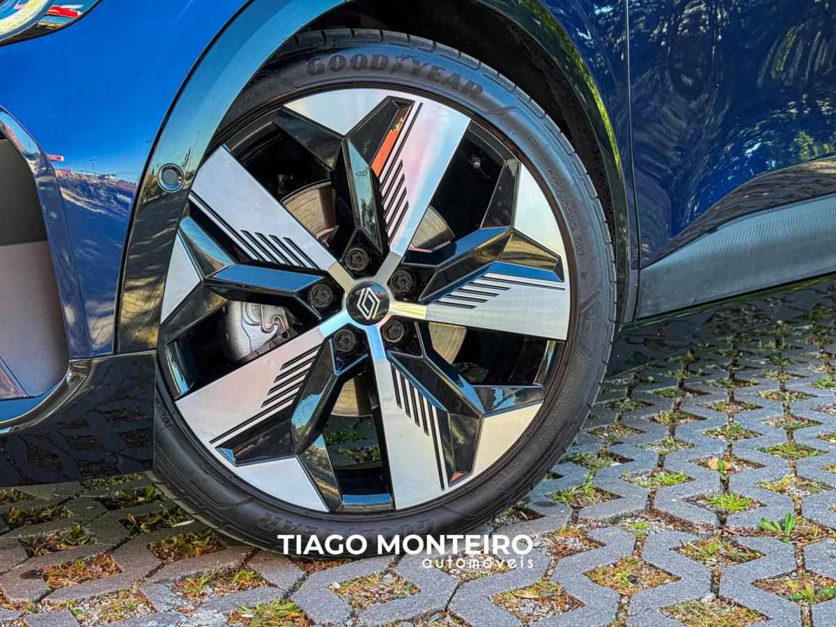 renault-megane-e-tech-2024-eletrico-0cc