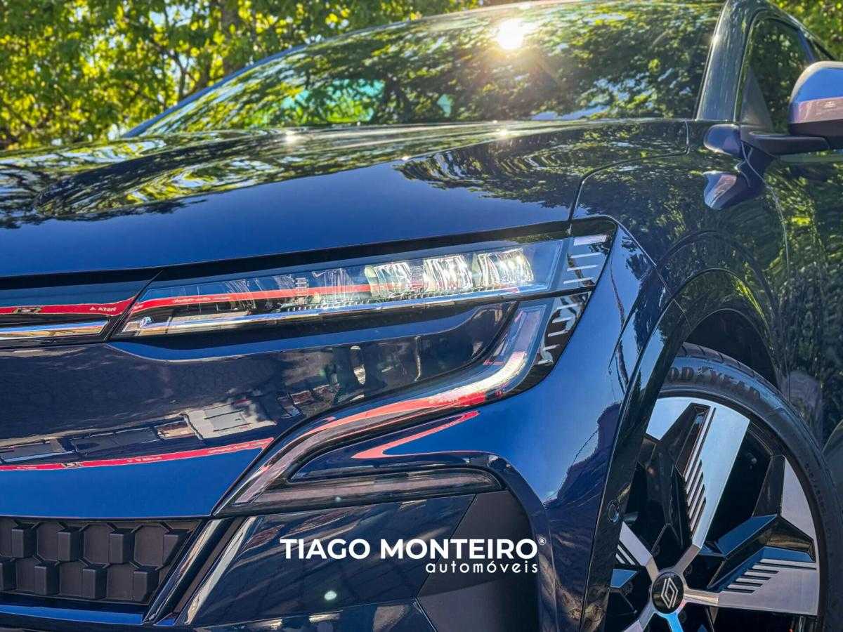 renault-megane-e-tech-2024-eletrico-0cc