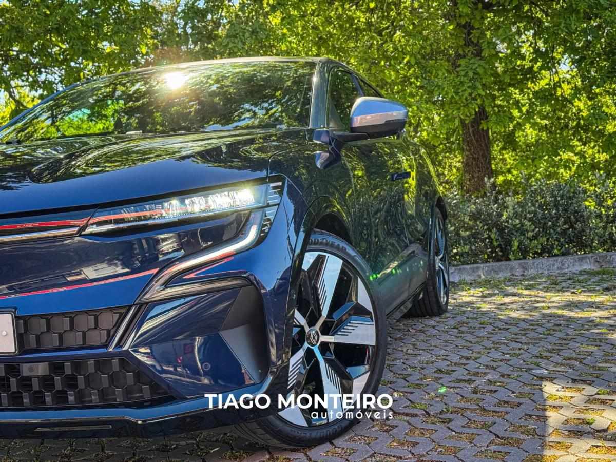 renault-megane-e-tech-2024-eletrico-0cc