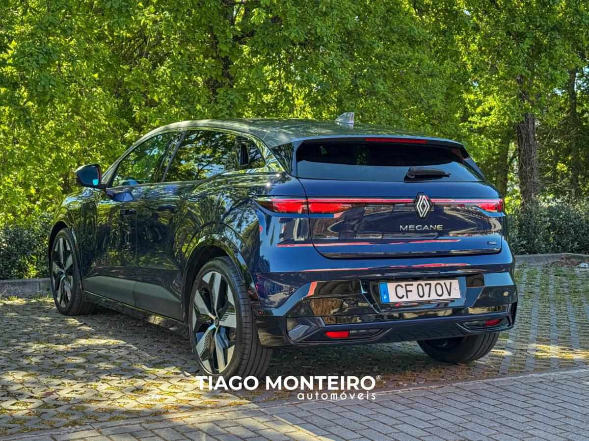 renault-megane-e-tech-2024-eletrico-0cc