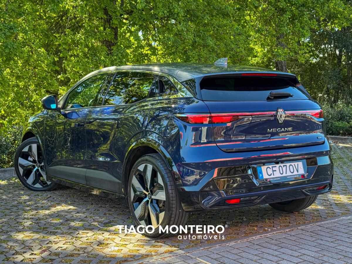 renault-megane-e-tech-2024-eletrico-0cc