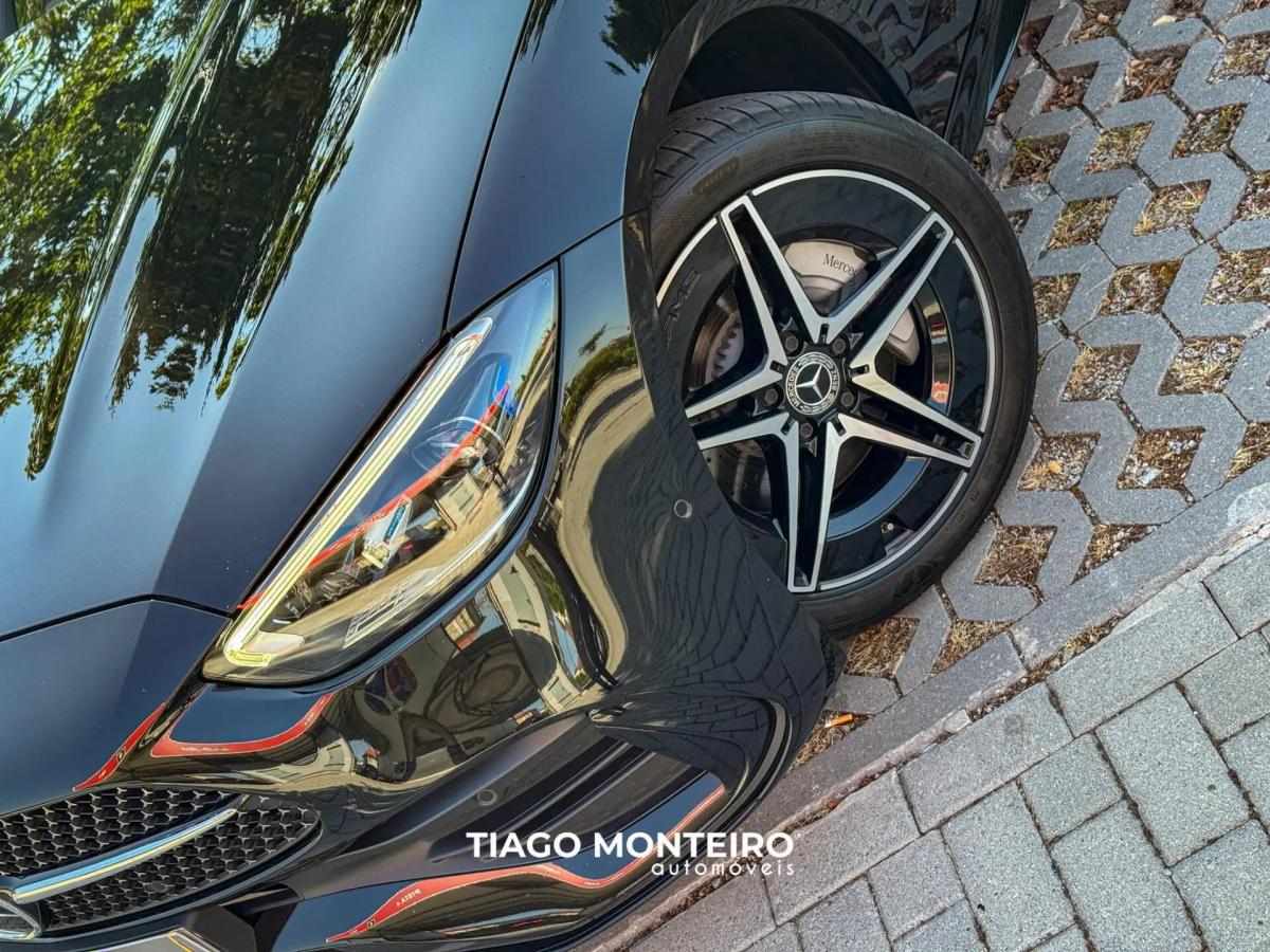 mercedes-benz-classe-c-c-300-e-2023-hibrido-a-gasolina-1999cc