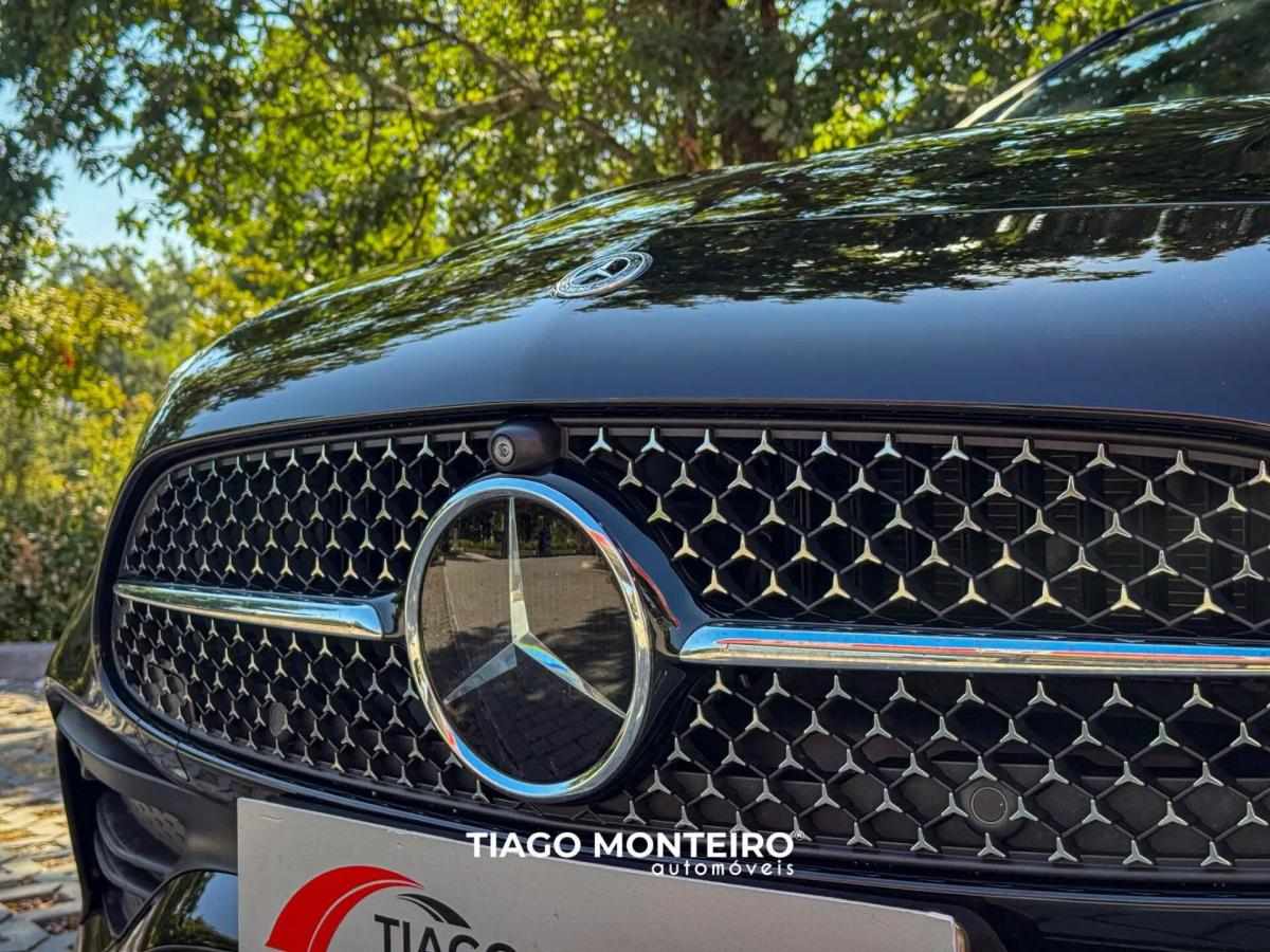 mercedes-benz-classe-c-c-300-e-2023-hibrido-a-gasolina-1999cc
