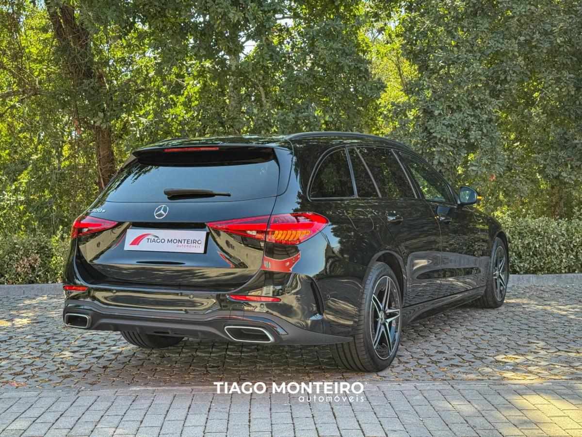 mercedes-benz-classe-c-c-300-e-2023-hibrido-a-gasolina-1999cc