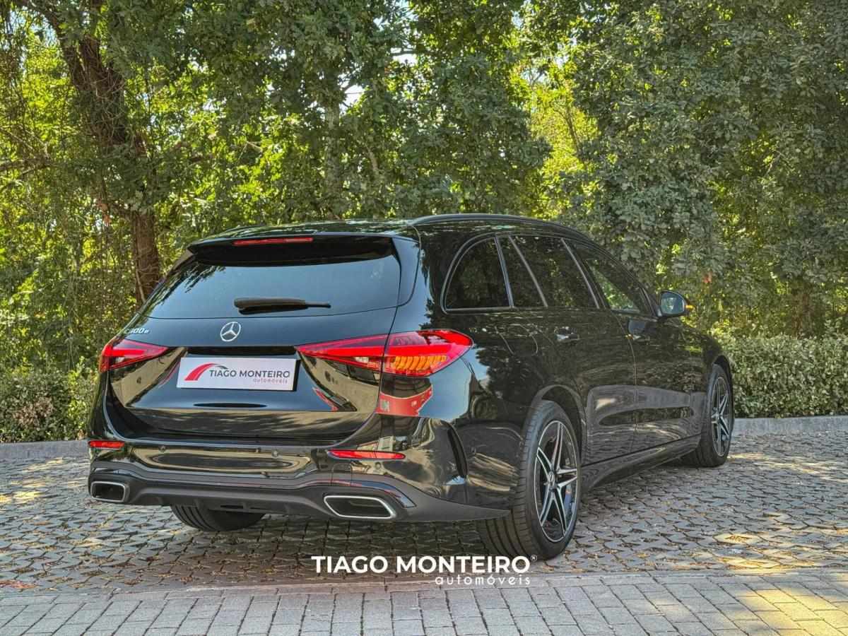 mercedes-benz-classe-c-c-300-e-2023-hibrido-a-gasolina-1999cc